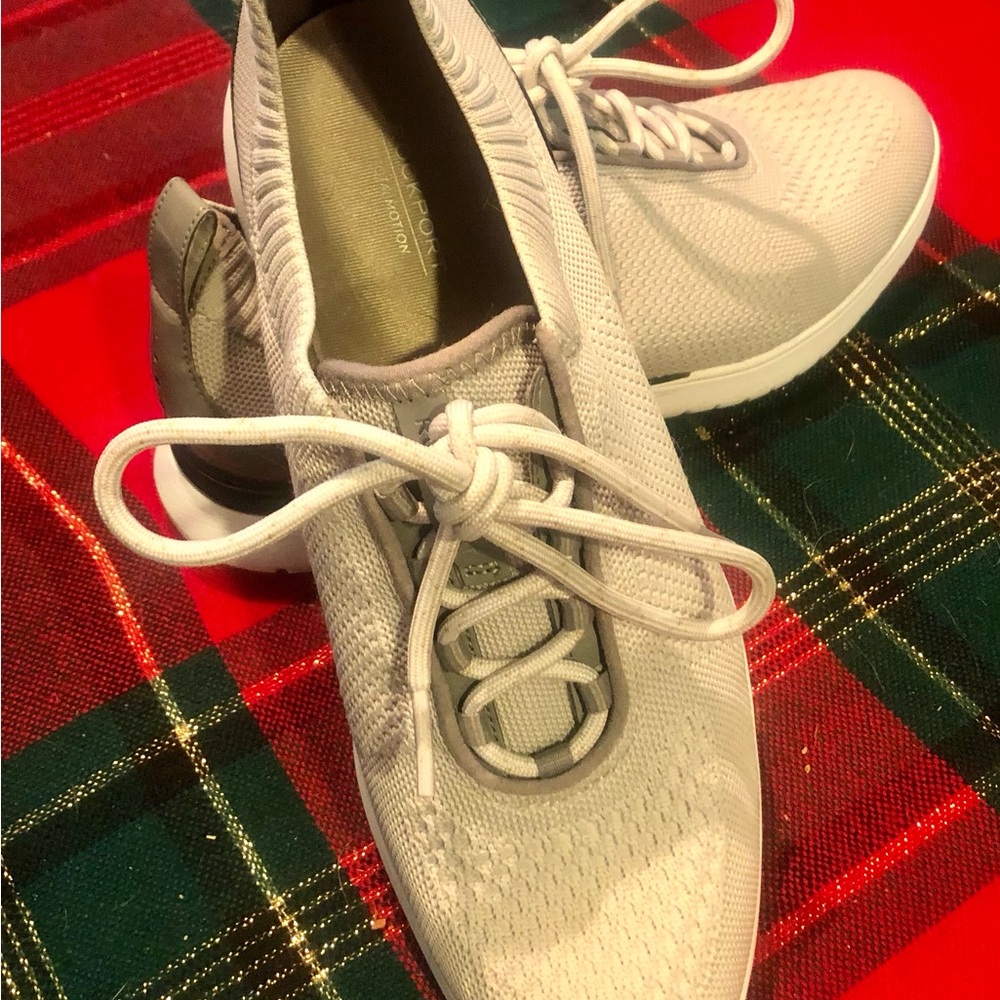 Rockport woman’s in motion gray sneakers.